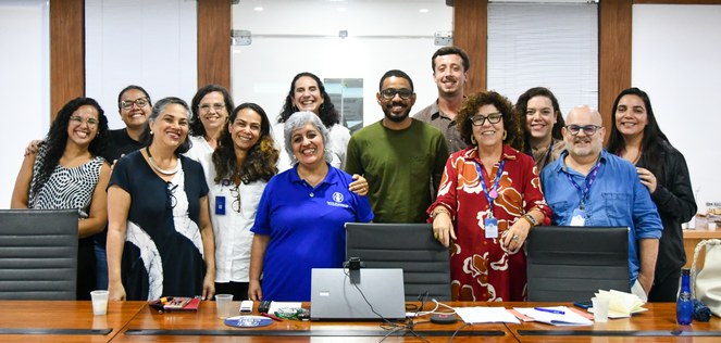 Representantes de unidades de pesquisa acompanharam a reunião de forma conjunta na sede (CBPF)