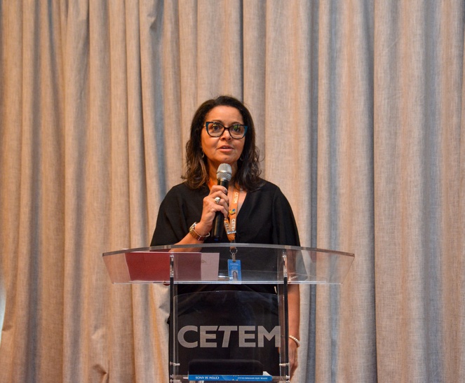 a. Silvia França (CETEM)