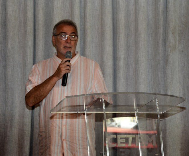 Arnaldo Alcover (Coordenação de Análises Minerais – COAMI)