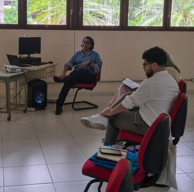 Rosana Oliveira (CETEM) participando de atividades na 7ª Reunião da Rede de Bibliotecas das Unidades de Pesquisa do Ministério da Ciência, Tecnologia e Inovação (MCTI)
