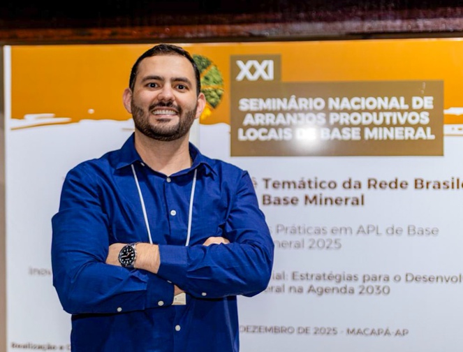 Kayrone Marvila de Almeida (CETEM)
