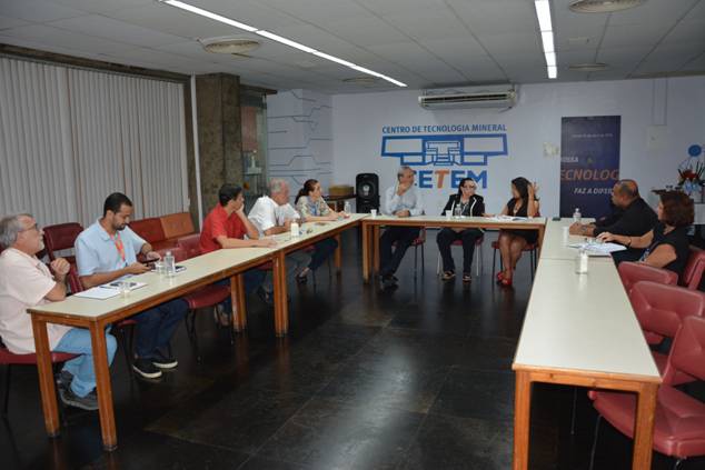 Visita técnica subsecretária e coordenador das Unidades de Pesquisa do MCTI