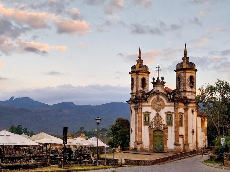 pedra-sabao-mg-reconhecida-como-pedra-patrimonio-mundial-ft3