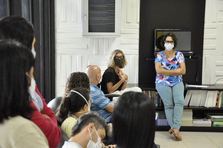 Exibição e debate contou com participação da diretora do Cetene, Giovanna Machado