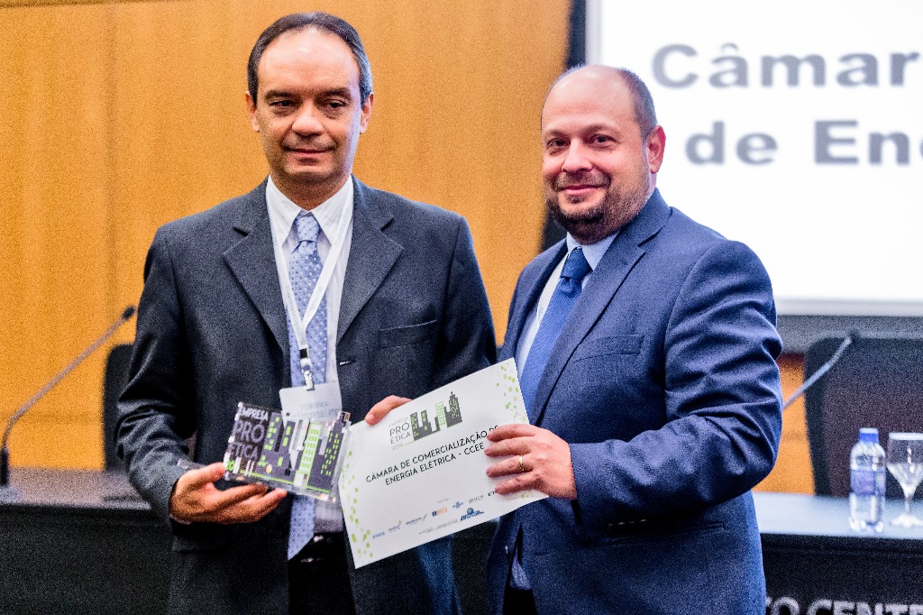 Câmara de Comercialização de Energia Elétrica (CCEE)