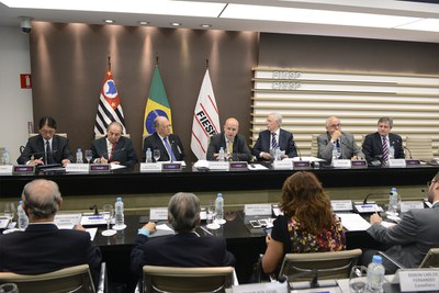 Valdir Simão participa de evento na Fiesp