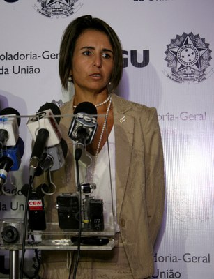 Patrícia Audi em coletiva sobre o lançamento da Escala Brasil Transparente