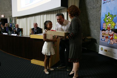 Iniciativa contou com a participação de 2,5 mil escolas públicas e privadas e recebeu mais de 12 mil trabalhos