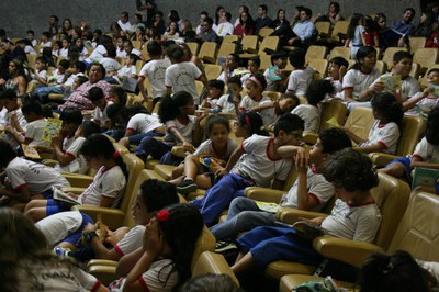 Iniciativa contou com a participação de 2,5 mil escolas públicas e privadas e recebeu mais de 12 mil trabalhos