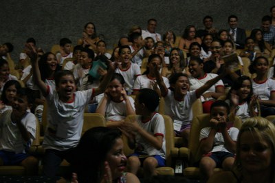 Iniciativa contou com a participação de 2,5 mil escolas públicas e privadas e recebeu mais de 12 mil trabalhos