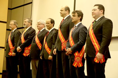 Torquato Jardim recebe comenda da Ordem do Mérito do Ministério Público Militar