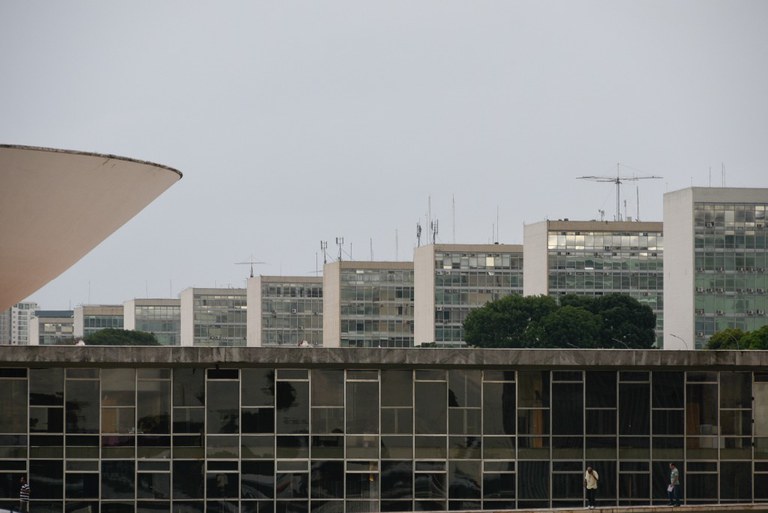 Governo Federal expulsa 550 servidores em 2016 por práticas ilícitas