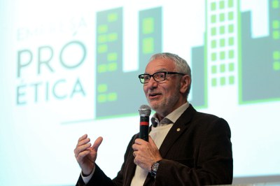 Ministro apresenta Pró-Ética a empresários do Paraná 