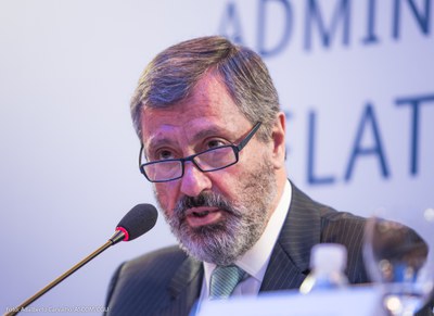 Torquato Jardim: “Brasil investiga corrupção sem precedentes de forma ampla e aberta”