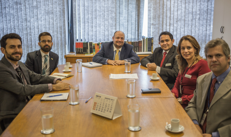 Fortalecimento das Ouvidorias recebe adesão do TCU e Estado do Rio de Janeiro