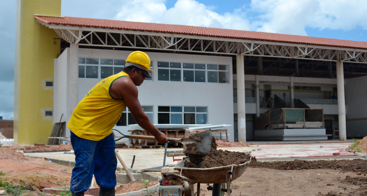 CGU avalia retomada de obras paralisadas em Estados e municípios 