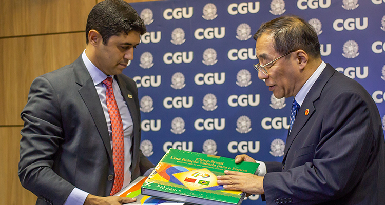 CGU realiza reunião com dirigentes da agência anticorrupção da China