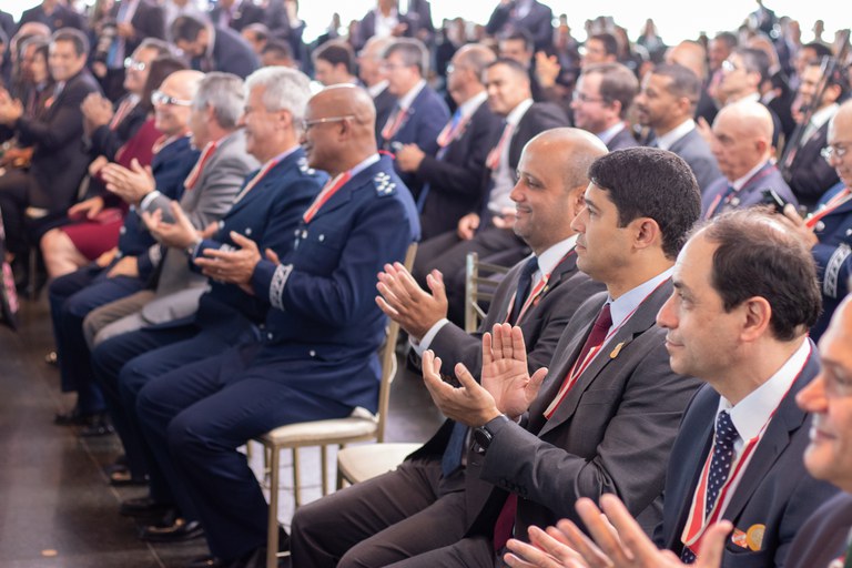 Ministro da CGU recebe medalha Mérito Mauá, maior comenda do Ministério da Infraestrutura