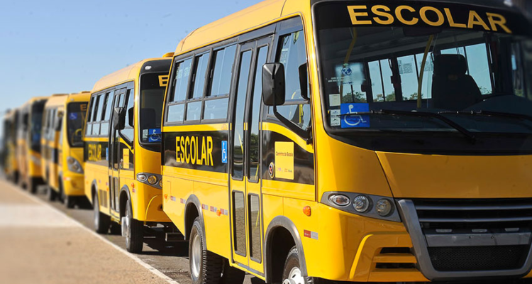 Operação Casmurros investiga fraudes em contratos de transporte escolar em Alagoas