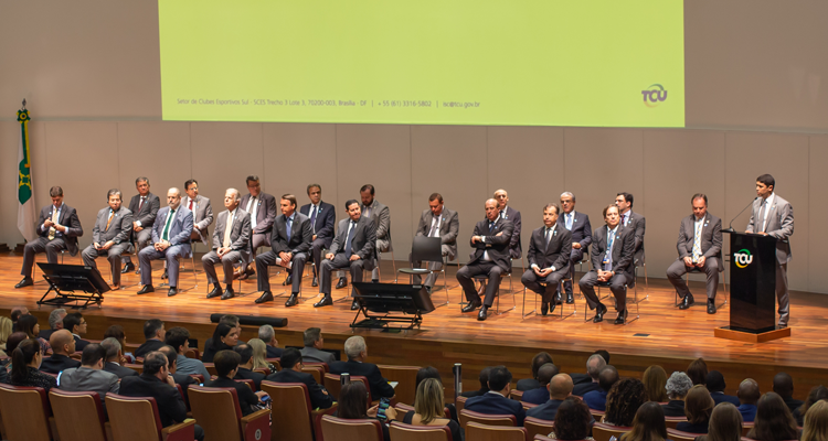 Maiores entraves ao desenvolvimento do País são falta de governança e corrupção, afirma Wagner Rosário