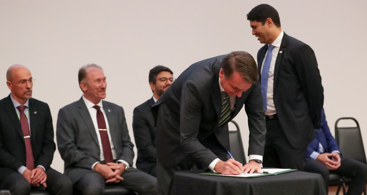 Governo federal publica decreto para proteger a identidade do denunciante