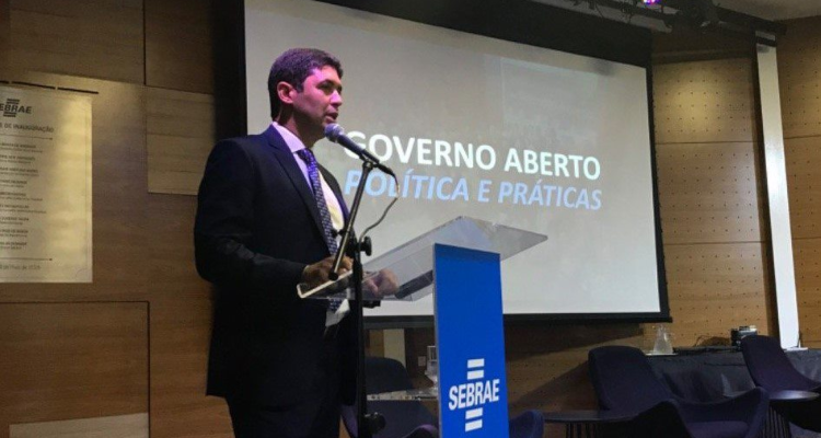 Ministro palestra em evento sobre controle interno para governança anticorrupção