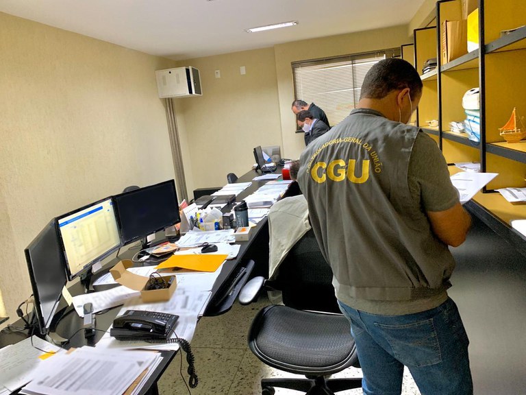 CGU, PCDF e MPDFT investigam suspeita de corrupção em merenda escolar no DF