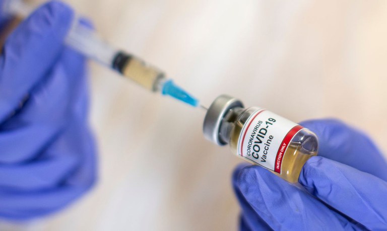 Governo Federal analisa se vacinas estão sendo aplicadas nas pessoas certas