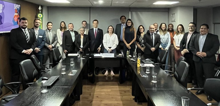 CGU realiza reunião com o Fundo Nacional de Desenvolvimento da Educação