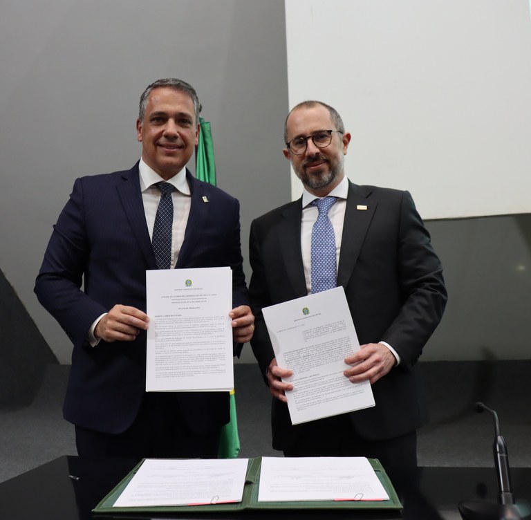 Controladoria assina acordo de cooperação com a Comissão de Ética Pública