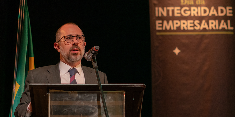 Ministro Vinicius de Carvalho lança ações para promoção e proteção da integridade privada