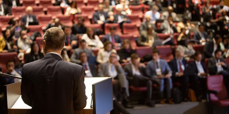 Evento paralelo em Brasília reuniu autoridades e especialistas para discutir boas práticas, transparência e cooperação regional, com foco na América Latina e no combate ao crime organizado