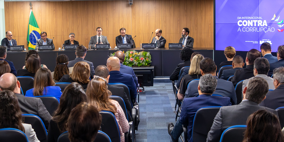 Encontro reuniu autoridades do Governo do Brasil, apresentou entregas do Plano de Integridade e Combate à Corrupção e consolidou medidas de governança, ética e fortalecimento institucional