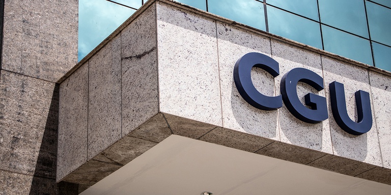CGU e AGU assinam acordo de leniência com empresa que atua no comércio de proteína láctea