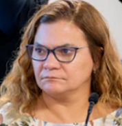 Aline Veloso Passos.png