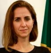 Carolina Palhares Lima.png