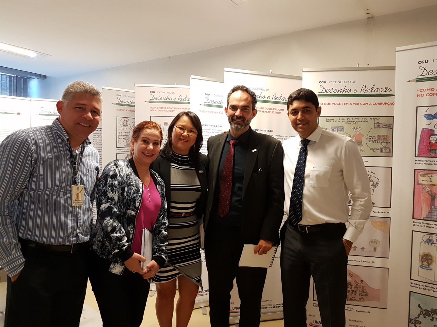 Ministro conhecendo a Mostra