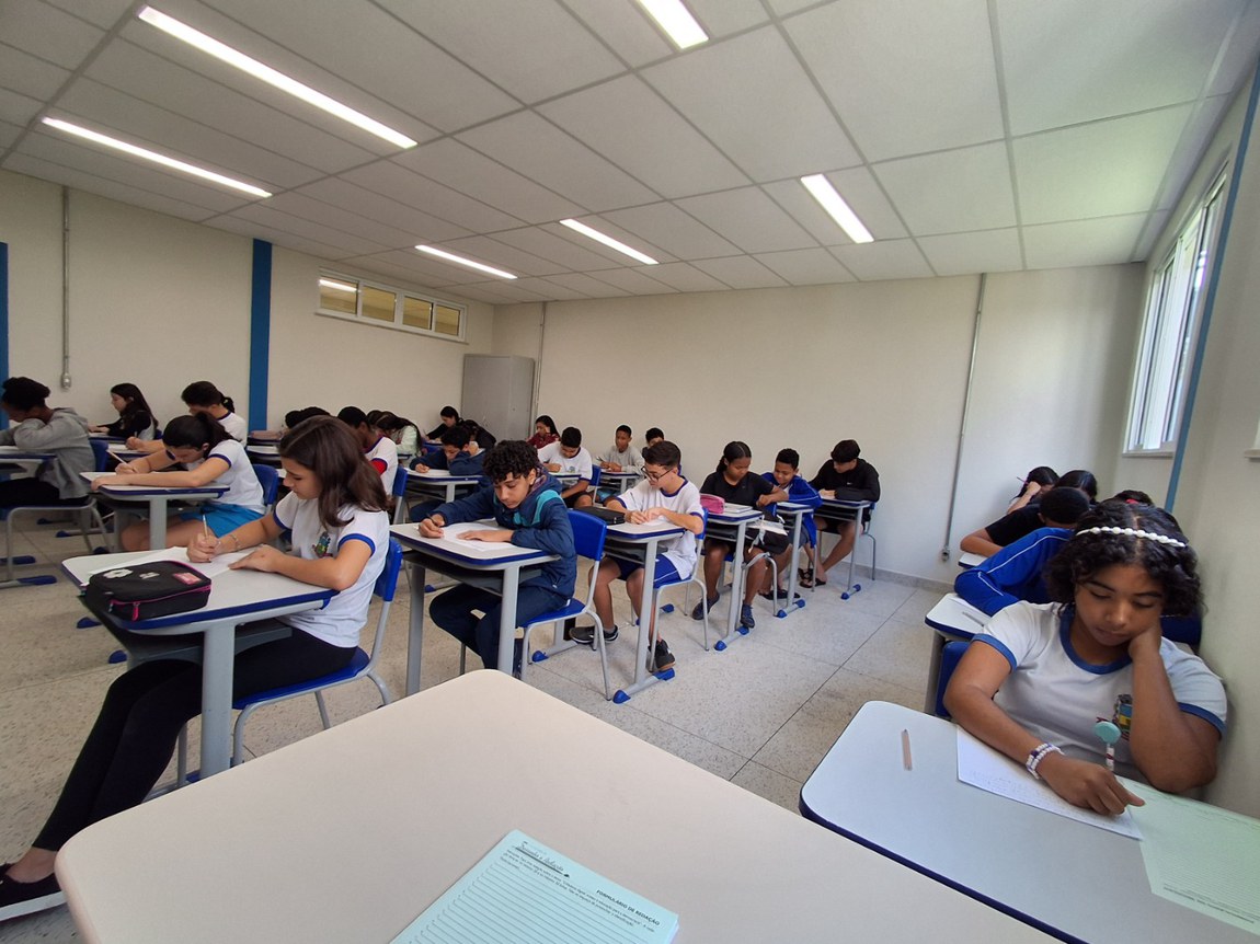 ESCOLA MUNICIPAL DR MARIA DE LOURDES SALOMÃO-RJ