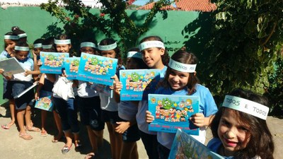 Um por Todos e Todos por Um!