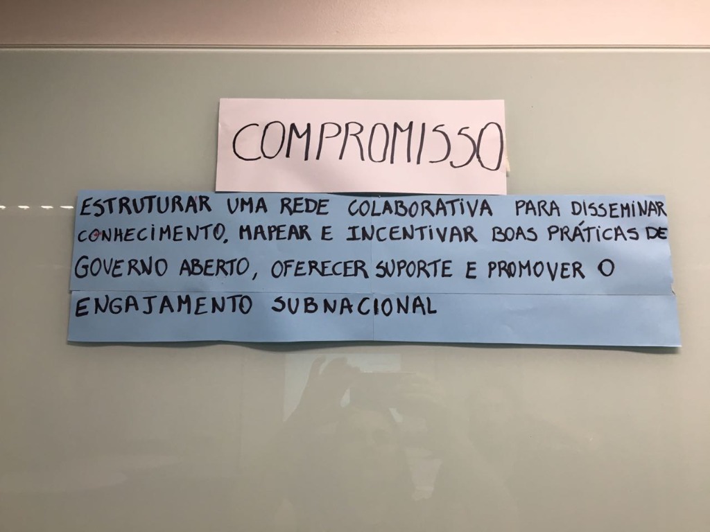 foto compromisso Governo aberto.jpg