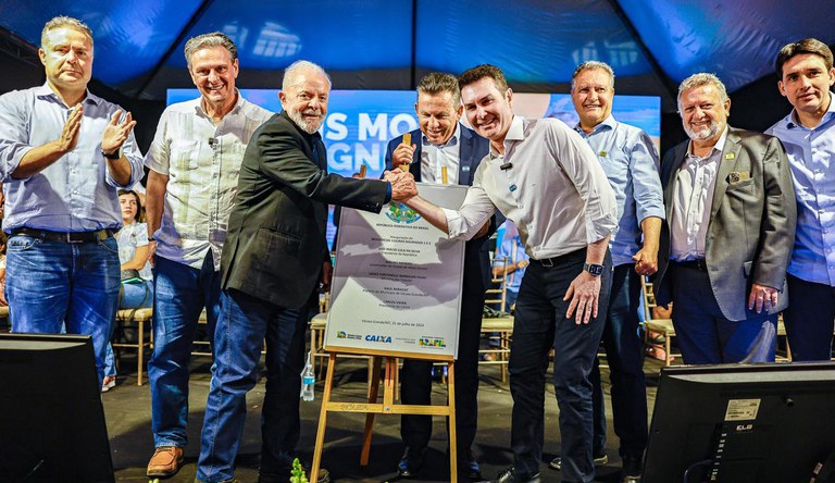 Em Mato Grosso, ministro Jader Filho destaca emoção das famílias contempladas com novas moradias do MCMV