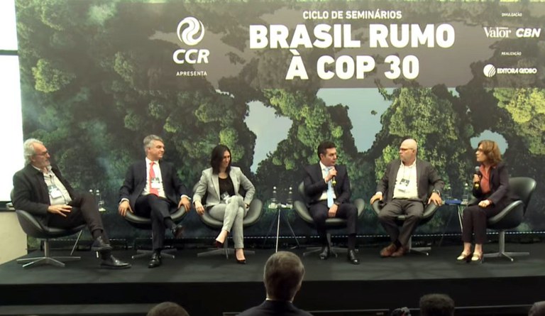 Ministério participa de painel sobre mobilidade e sustentabilidade para a COP30