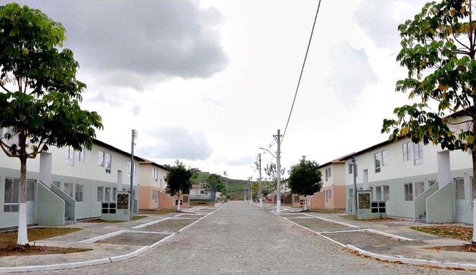 Na Bahia, Lula entrega 2.745 unidades do Minha Casa, Minha Vida, retoma Faixa 1 do programa e anuncia 2 milhões de moradias até 2026