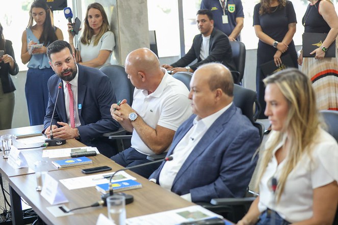 O secretário Nacional de Saneamento Ambiental, Leonardo Picciani, esteve na reunião com integrantes do GDF. Crédito: Renato Alves/Agência Brasília.