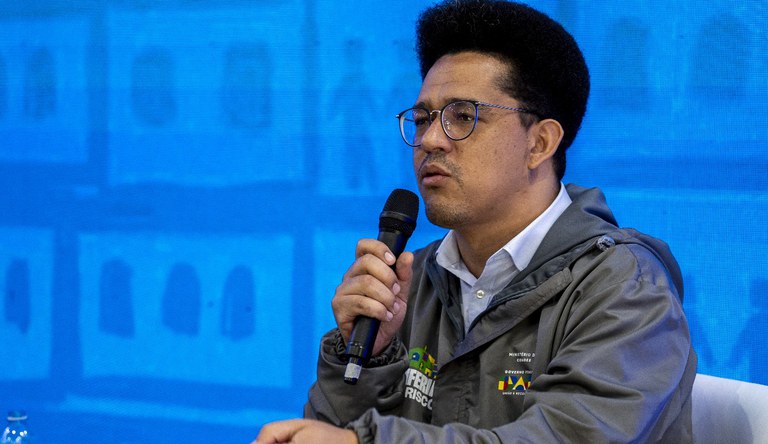 Na foto o secretário Nacional de Periferias