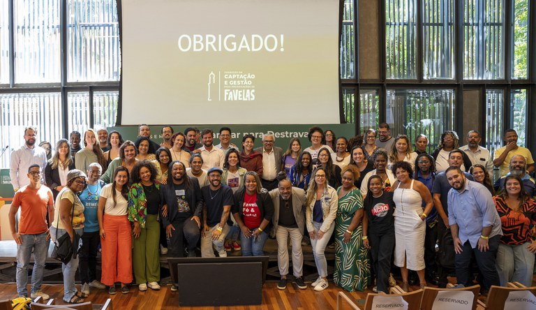 Na foto a grande equipe da Caravana das Periferias