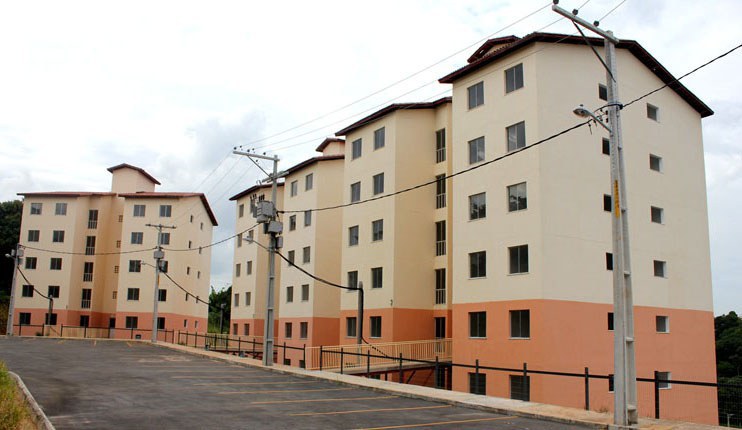 Na imagem p´rédio residencial do programa Minha Casa, Minha Vida