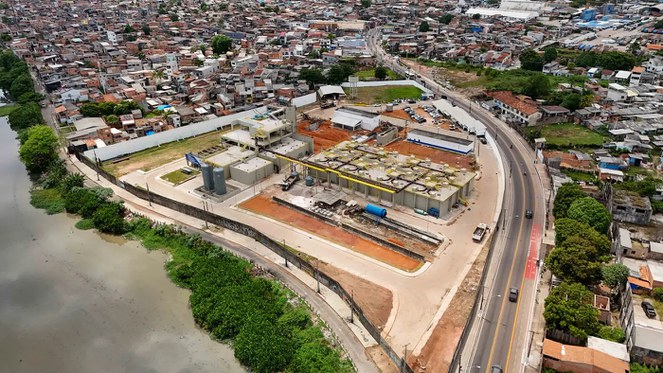Imagem aérea de estação de tratamento de água em Belém