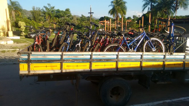 Na imagem, bicicletas doadas pelo 