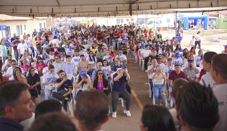 Na foto o público prestigiando o evento